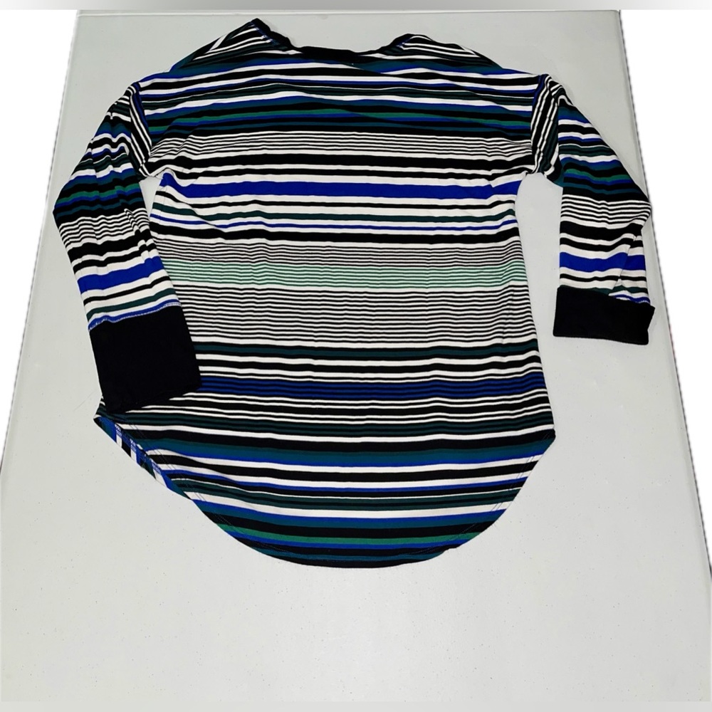 💜 Liz Claiborne Striped High Low Design Knit Blouse Sweater